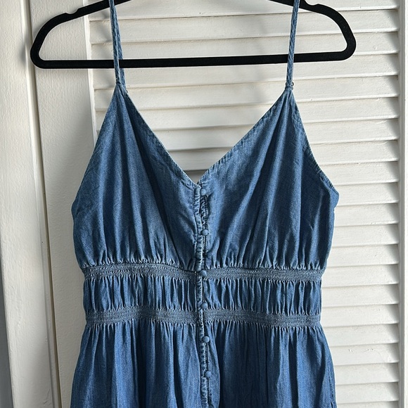 Gap Denim Tiered Maxi Dress Large Chambray - Picture 3 of 4